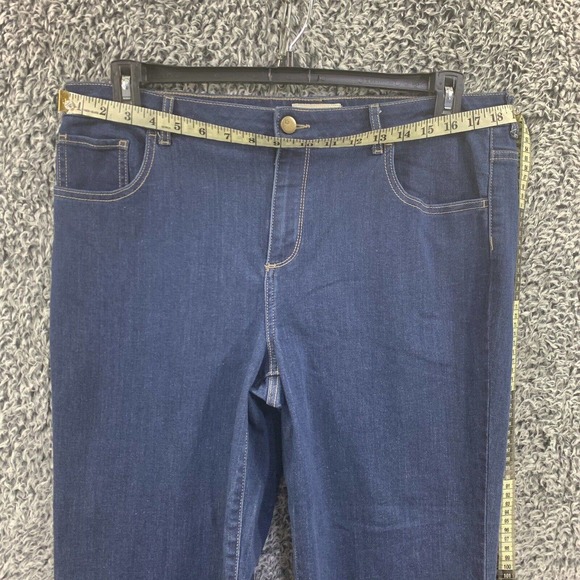 LOGO by Lori Goldstein Dark Blue Ankle Jeans w/ lace trim - Picture 4 of 12